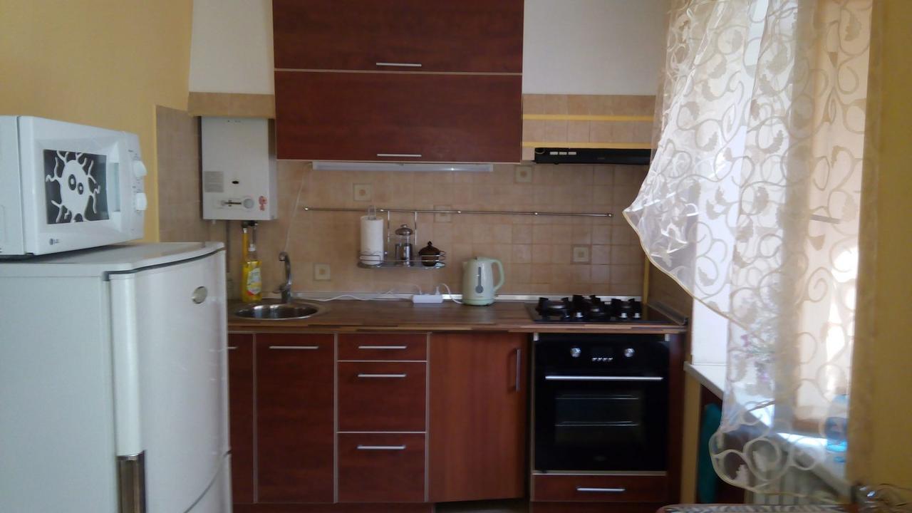 Apartment Studio On Mayakovskogo Avenue Zaporizhia Bagian luar foto